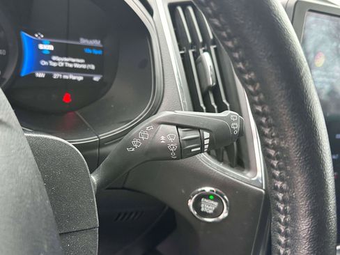 Used 2024 Ford Edge Titanium image 24