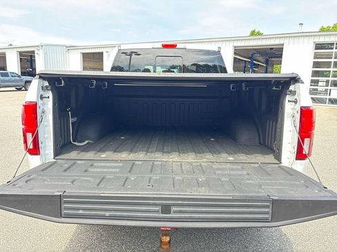 Used 2020 Ford F150 Lariat w/ Equipment Group 502A Luxury AWD/4WD image 16