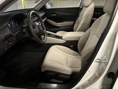Used 2024 Honda Accord LX image 32