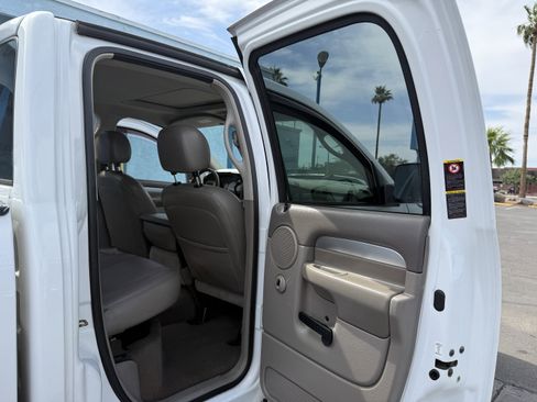 Used 2005 Dodge Ram 3500 Truck SLT image 23