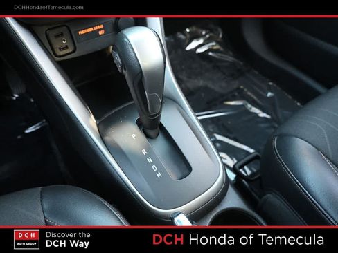 Used 2020 Chevrolet Trax LT w/ LT Convenience Package FWD image 11