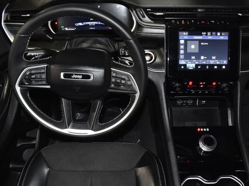 Certified 2023 Jeep Grand Cherokee Altitude AWD/4WD image 14