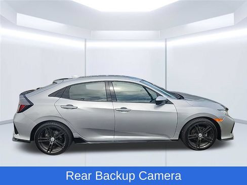 Used 2017 Honda Civic Sport image 2
