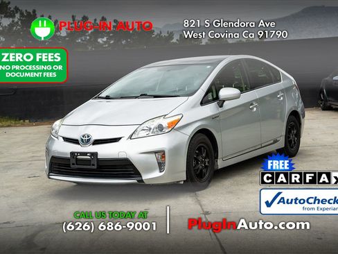 Used 2012 Toyota Prius Three w/ Solar Roof Pkg FWD image 1