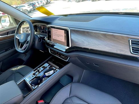 New 2026 Volkswagen Atlas SE AWD/4WD image 10