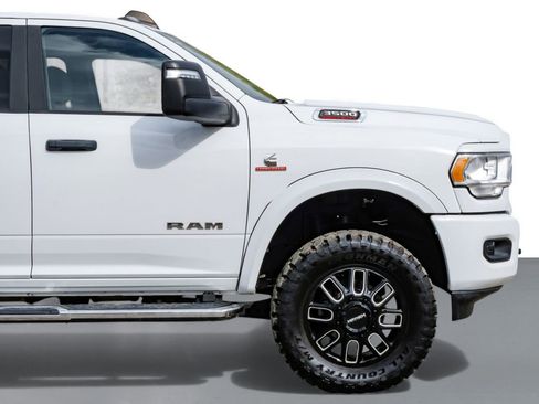 Used 2023 RAM 3500 Big Horn w/ Level 1 Equipment Group image 9
