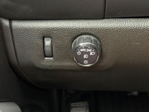 Used 2021 Chevrolet Colorado LT w/ LT Convenience Package RWD image 27