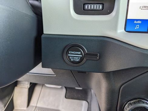 Used 2025 Ford Bronco Heritage Edition image 28