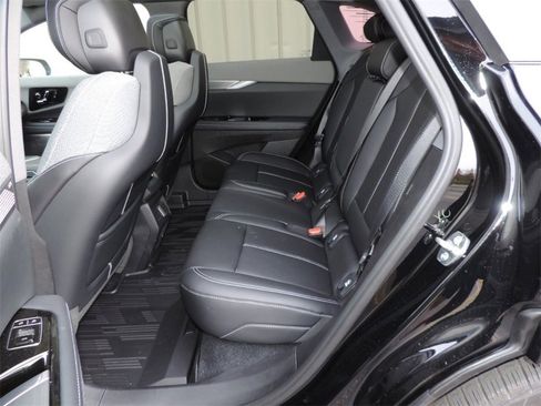 New 2026 Cadillac Optiq Sport 1 image 16