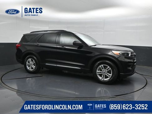 Used 2020 Ford Explorer XLT RWD image 1