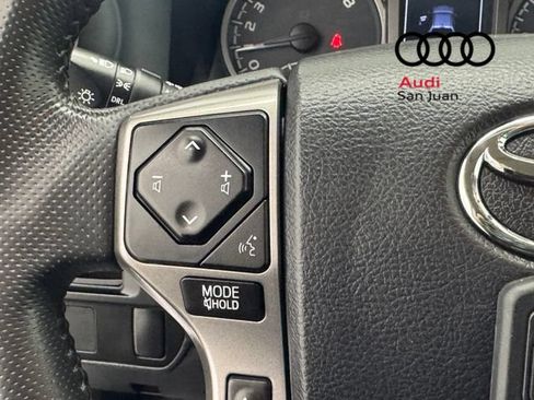 Used 2017 Toyota Tacoma SR5 w/ Tow Package RWD image 21
