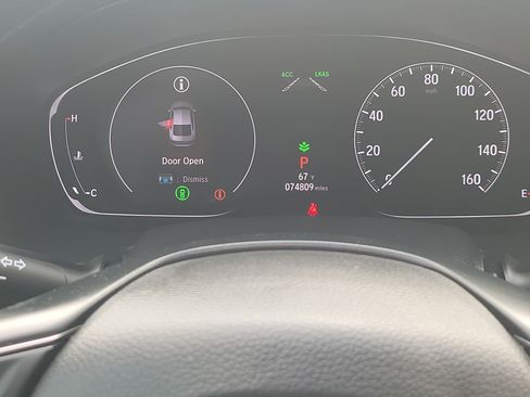 Used 2018 Honda Accord EX image 21