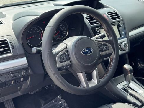 Used 2017 Subaru Crosstrek 2.0i Premium w/ Moonroof Package AWD/4WD image 17