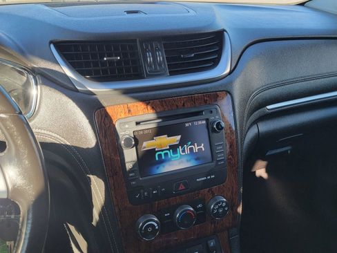 Used 2014 Chevrolet Traverse LT w/ All-Star Edition image 21