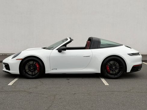 Used 2022 Porsche 911 Targa 4 GTS image 4