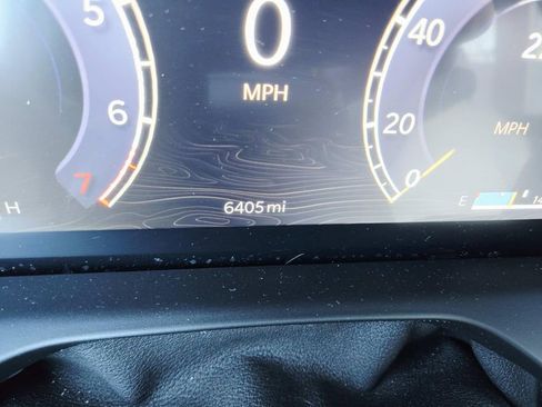 Used 2025 Jeep Grand Cherokee Limited image 22