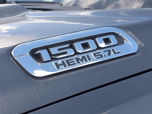 Used 2022 RAM 1500 Big Horn AWD/4WD image 34