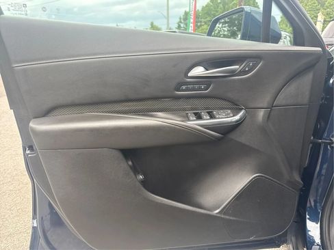 Used 2021 Cadillac XT4 Sport AWD/4WD image 27