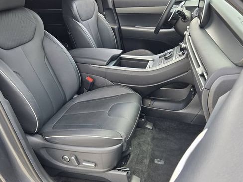 Certified 2025 Hyundai Palisade XRT FWD image 16
