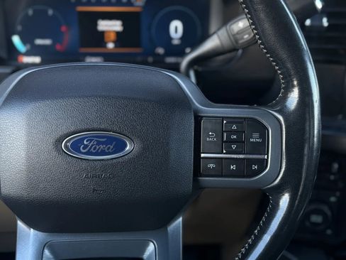 Used 2024 Ford F350 Lariat image 23