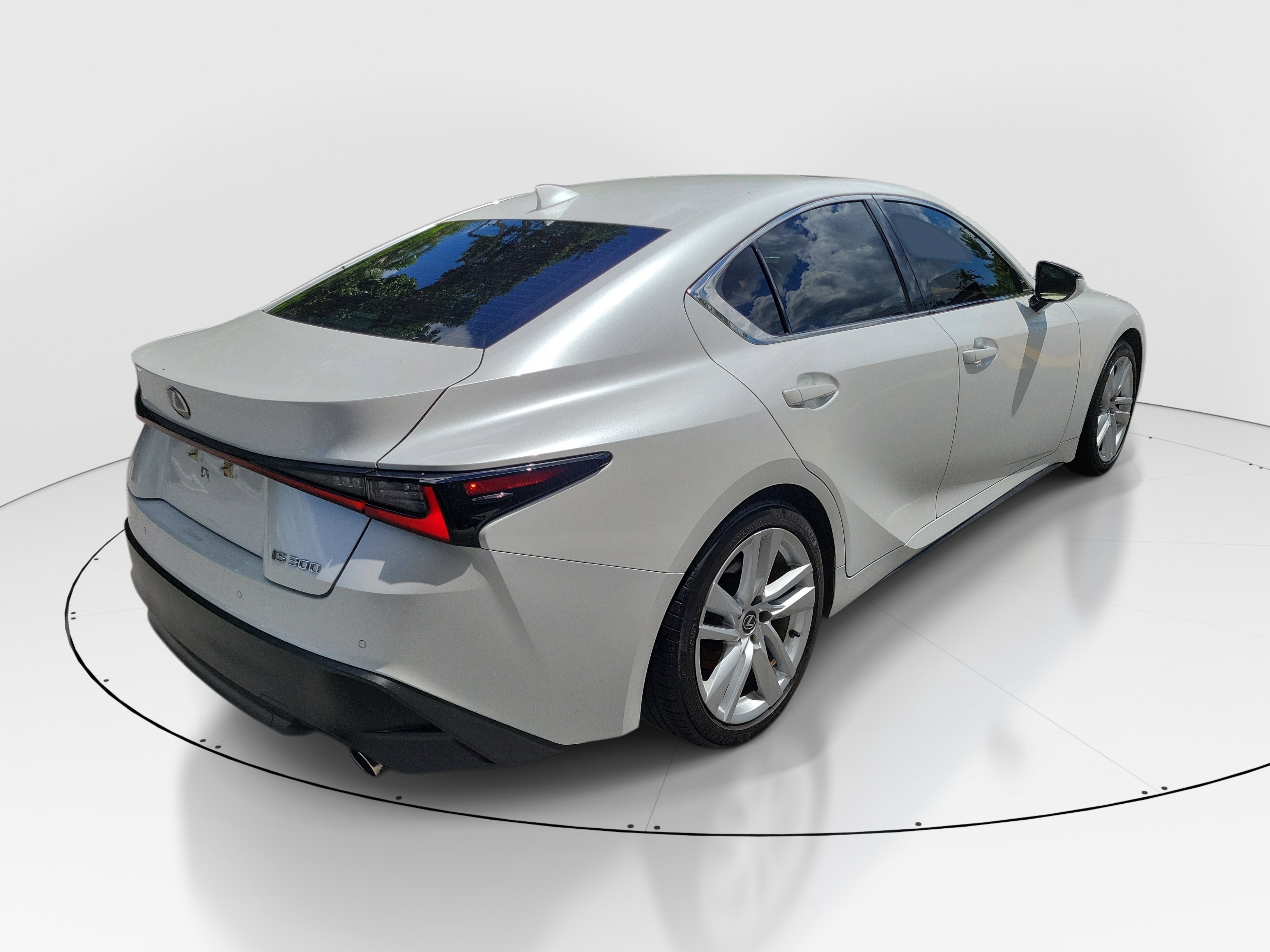 Used 2024 Lexus IS 300 w/ Comfort Package RWD image 6