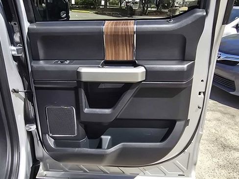 Used 2015 Ford F150 Lariat w/ Equipment Group 501A Mid image 34