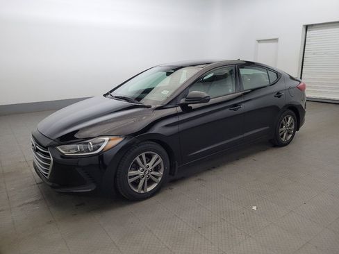 Used 2018 Hyundai Elantra SEL FWD image 2