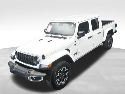 Used 2024 Jeep Gladiator Sport w/ Premium Package image 50