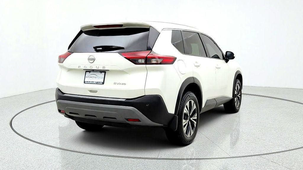 Used 2023 Nissan Rogue SV AWD/4WD image 5