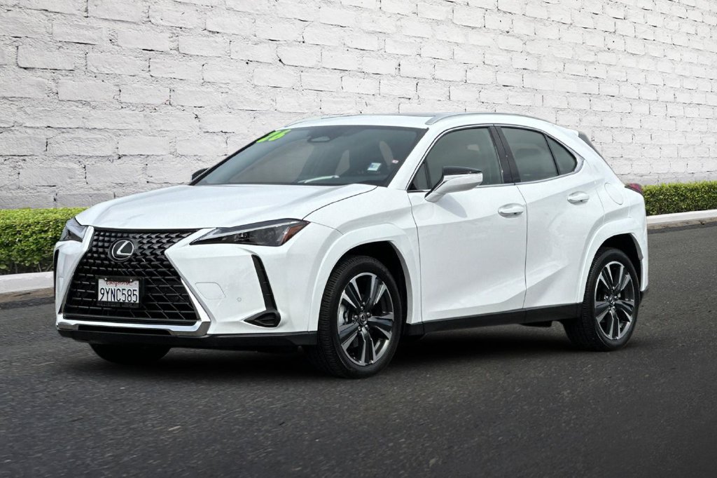 Used 2026 Lexus UX 300h FWD w/ Accessory Package (Z1) image 8