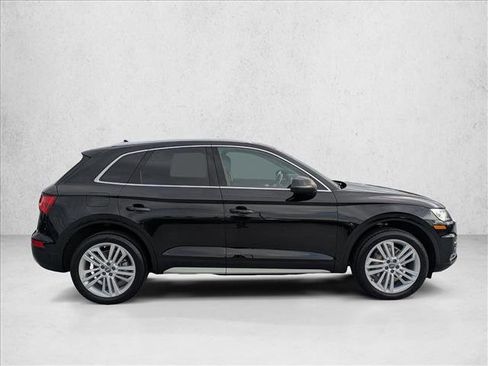Used 2018 Audi Q5 2.0T Premium Plus w/ Premium Plus Package image 4