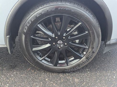 Certified 2024 Nissan Murano SV w/ SV Midnight Edition Package image 10