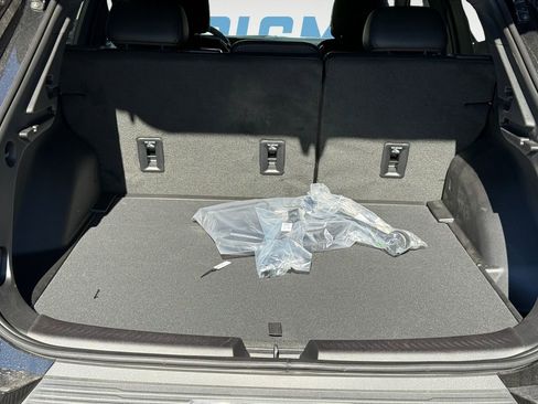 New 2026 Chevrolet Equinox EV LT image 16