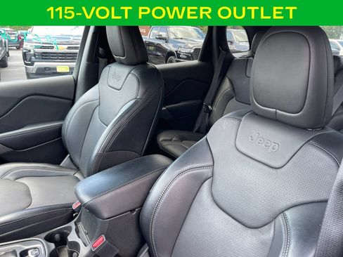 Used 2022 Jeep Cherokee Latitude Lux FWD image 17