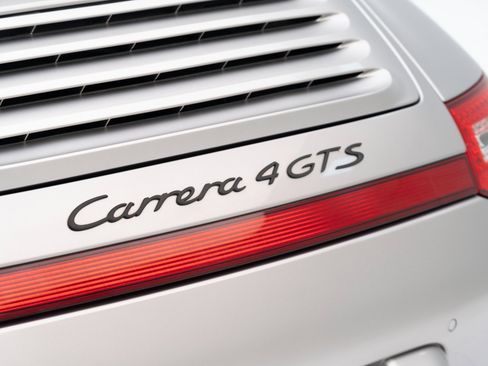 Used 2012 Porsche 911 Carrera 4 GTS image 14