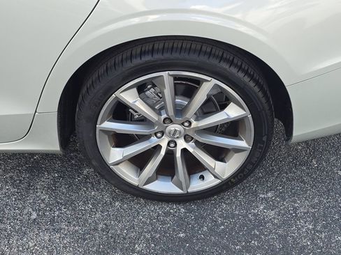 Used 2020 Volvo S60 T5 Momentum image 5