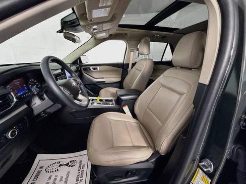 Certified 2023 Ford Explorer XLT w/ Equipment Group 202A AWD/4WD image 2