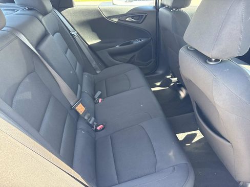 Used 2025 Chevrolet Malibu LT FWD image 31