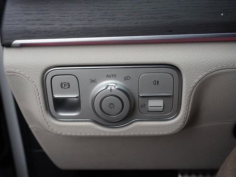 Used 2024 Mercedes-Benz GLE 53 AMG 4MATIC image 36