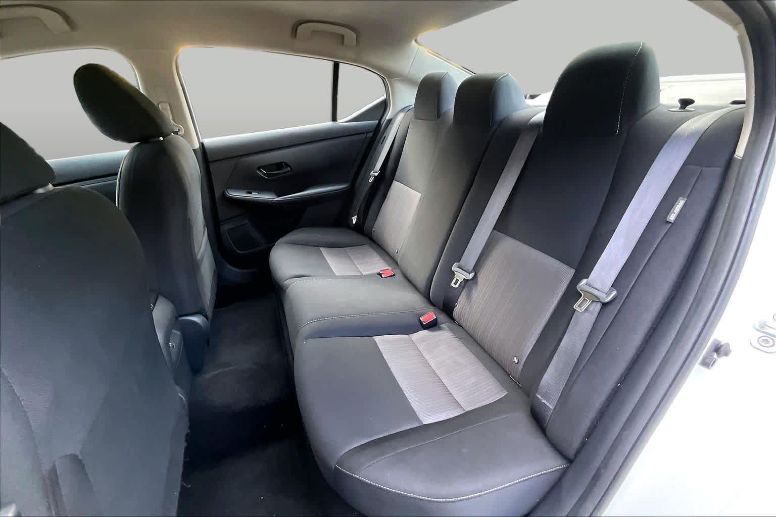 Used 2025 Nissan Sentra SV w/ All-Weather Package FWD image 18