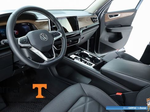 Used 2024 Volkswagen Atlas SE FWD image 58