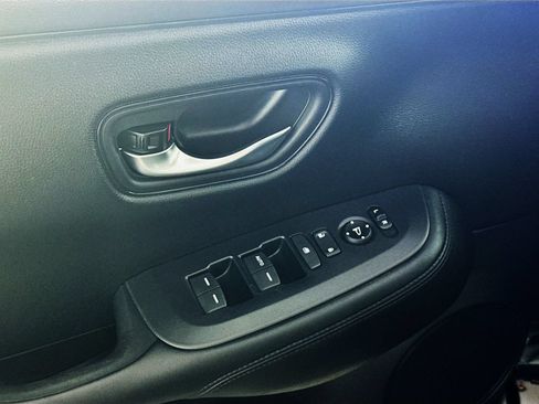 Used 2024 Honda HR-V LX image 21