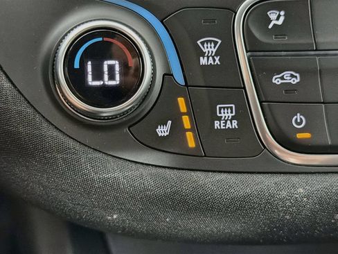 Used 2024 Chevrolet Malibu LT FWD image 19