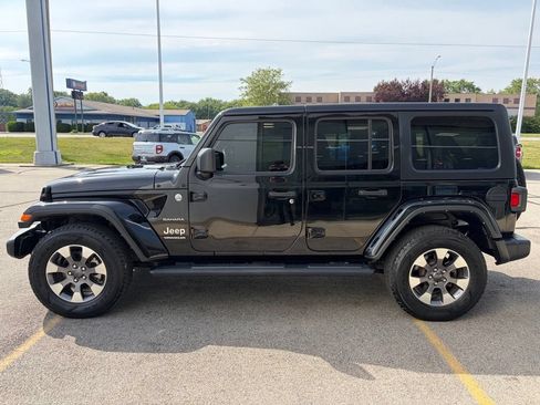 Used 2023 Jeep Wrangler Unlimited Sahara w/ Cold Weather Group AWD/4WD image 31