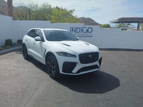 Used 2022 Jaguar F-PACE SVR AWD/4WD image 3