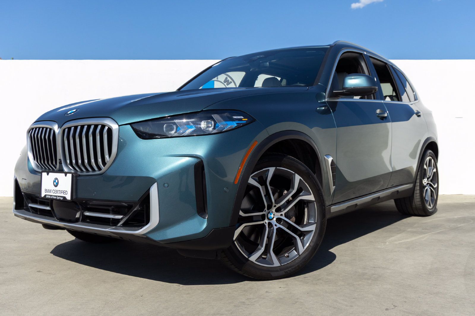 Certified 2024 BMW X5 sDrive40i w/ Premium Package RWD image 8