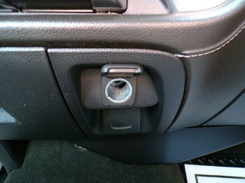 Used 2017 GMC Sierra 1500 SLE w/ SLE Value Package image 29