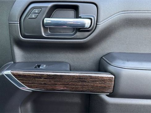 Used 2020 GMC Sierra 1500 SLE w/ SLE Value Package image 21