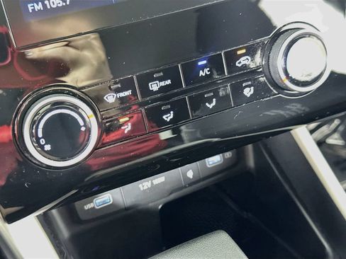 Used 2023 Hyundai Tucson SEL FWD image 27