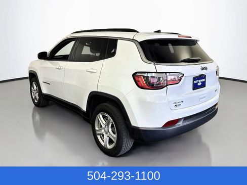 Used 2024 Jeep Compass Latitude AWD/4WD image 9